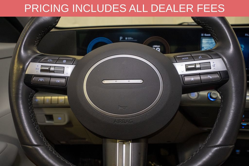 Used 2025 Hyundai Kona SEL FWD image 17