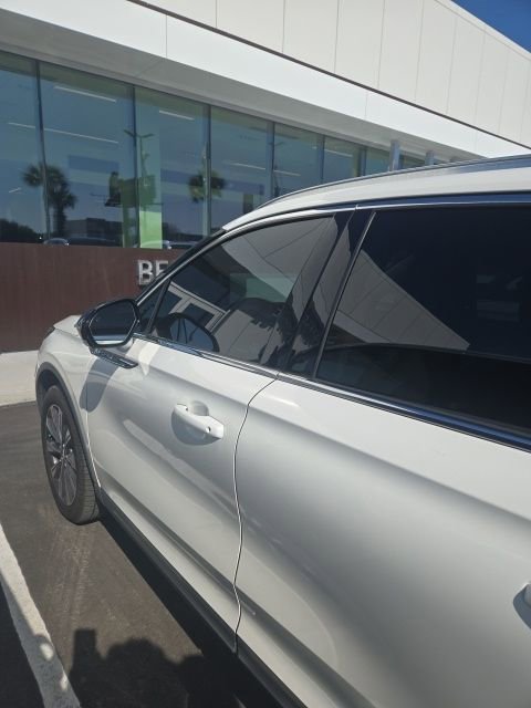 Used 2020 Lincoln Corsair Reserve w/ Elements Package image 10