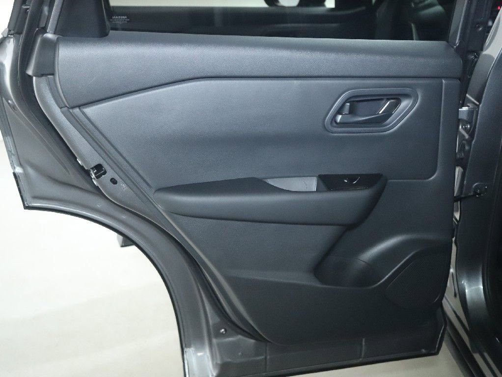 Certified 2026 Nissan Rogue S image 13