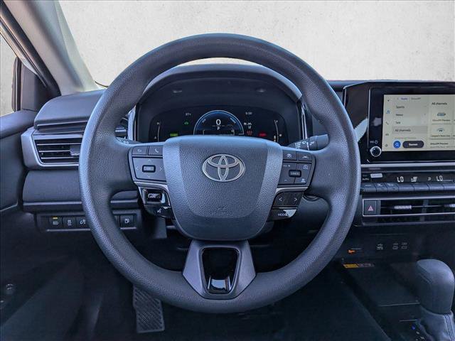 Used 2025 Toyota Camry LE FWD image 13