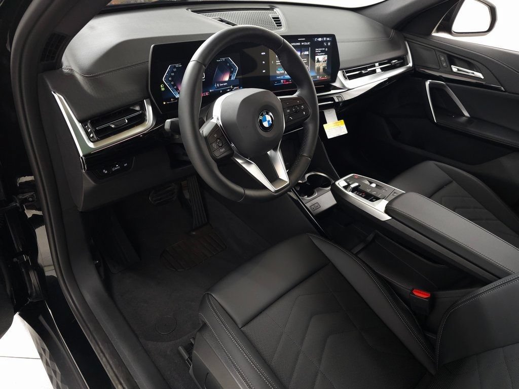 New 2026 BMW X2 xDrive28i w/ Convenience Package AWD/4WD image 13