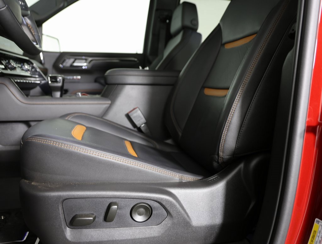 Used 2025 GMC Sierra 1500 AT4 w/ AT4 Premium Package image 13