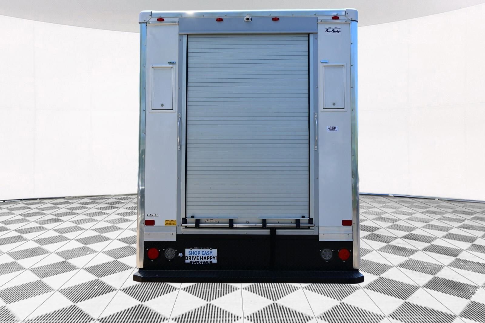 Used 2024 Chevrolet Express 3500 w/ Power Convenience Package RWD image 8