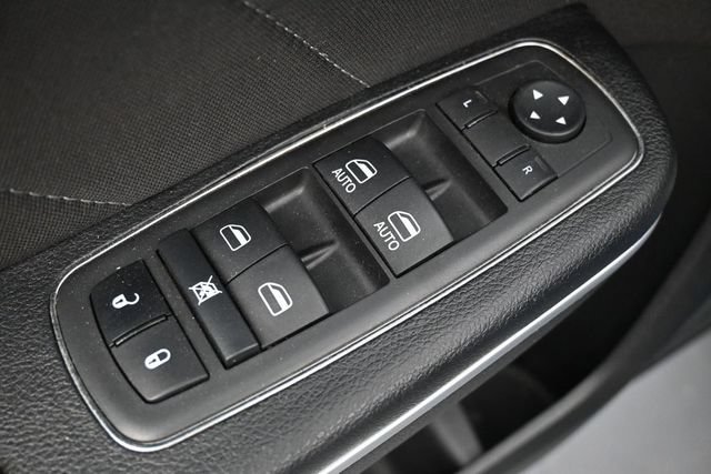 Used 2021 Dodge Charger GT w/ Performance Handling Group RWD image 17