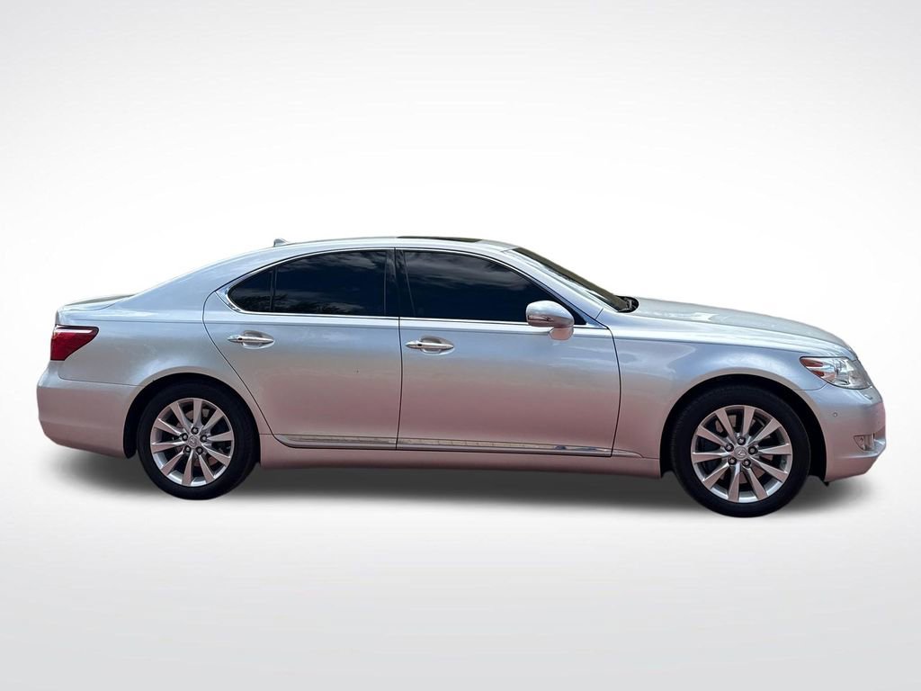 Used 2010 Lexus LS 460 AWD image 9