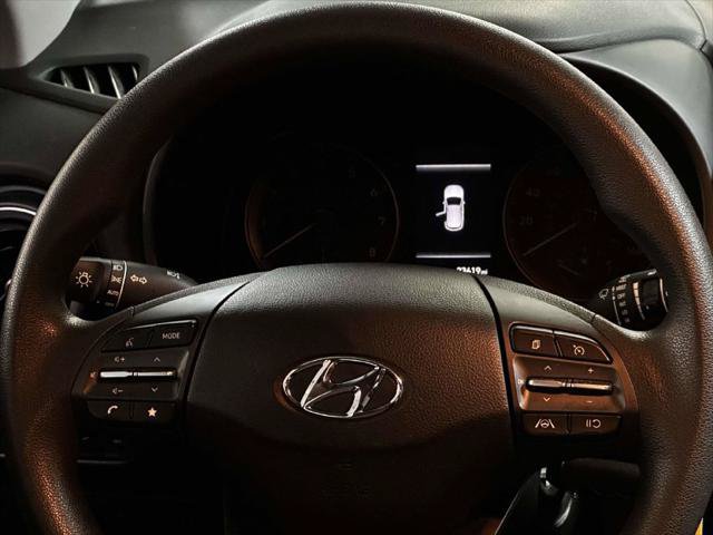 Used 2023 Hyundai Kona SE w/ Cargo Package AWD/4WD image 18