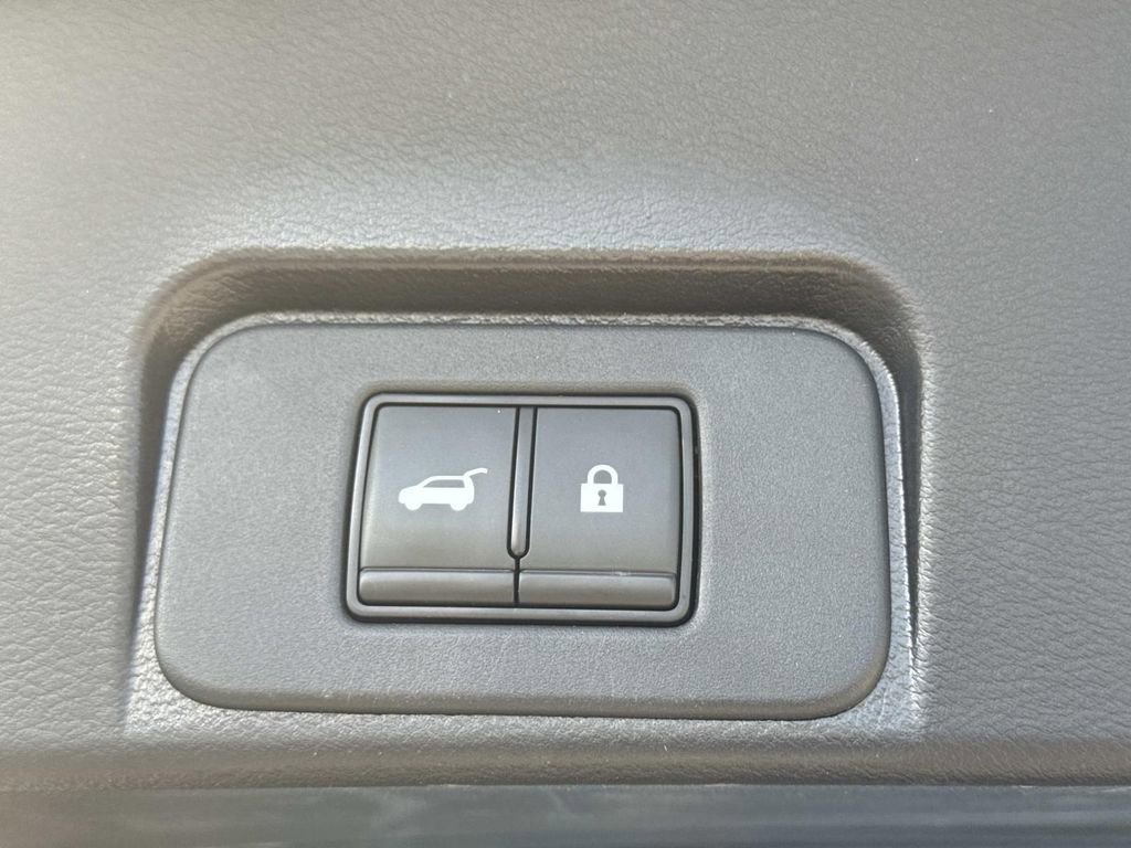 Certified 2023 Nissan Rogue SL w/ SL Premium Package image 13