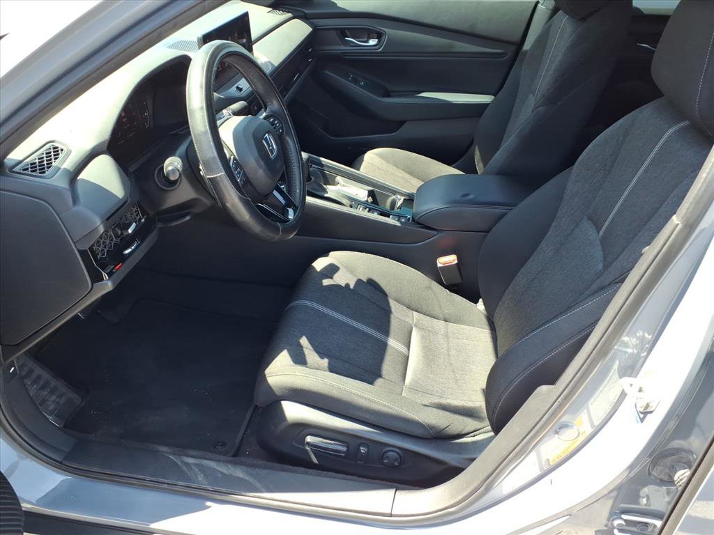 Used 2023 Honda Accord Sport image 11