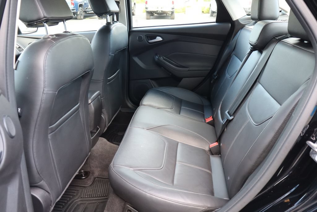 Used 2018 Ford Focus Titanium FWD image 24