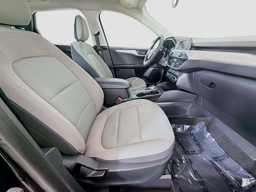 Used 2022 Ford Escape S FWD image 18