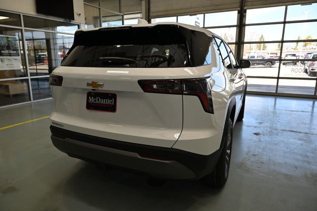 New 2026 Chevrolet Equinox LT FWD image 5