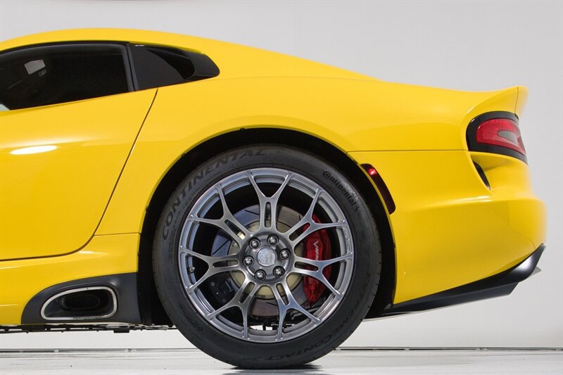 Used 2013 SRT Viper GTS w/ Track Pkg RWD image 7