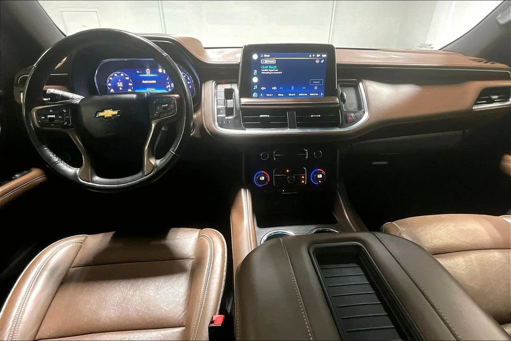 Used 2022 Chevrolet Tahoe High Country w/ Premium Package AWD/4WD image 18