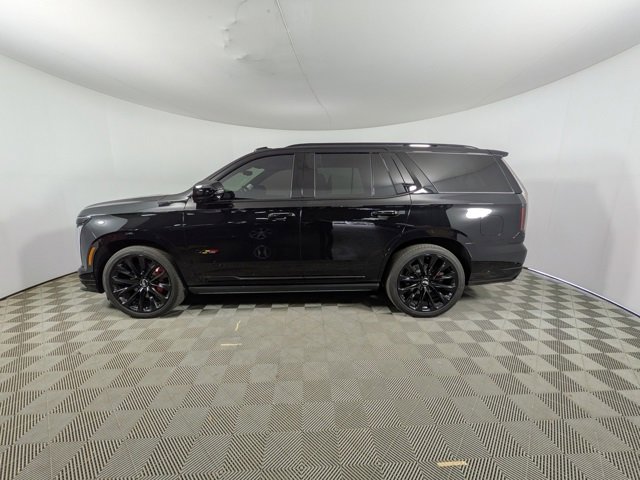 Used 2025 Cadillac Escalade V w/ LPO, ONYX Package image 24