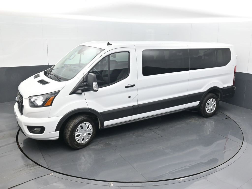 Used 2023 Ford Transit 350 XLT image 35