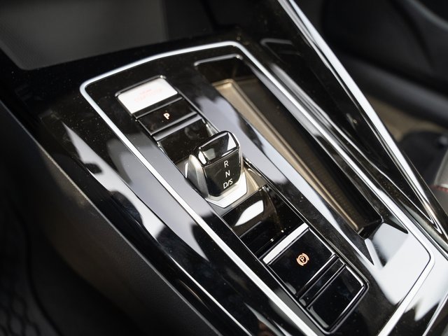 New 2025 Volkswagen GTI SE image 13