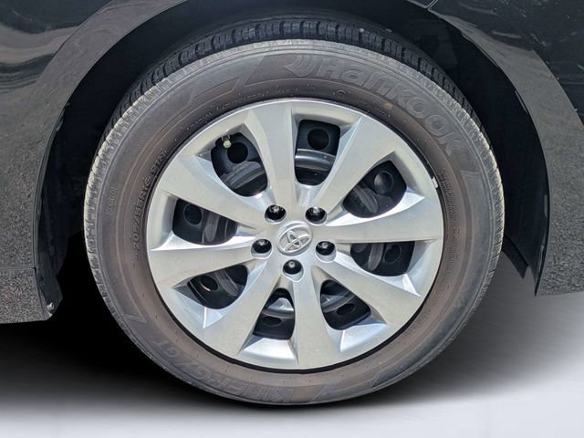 Used 2022 Toyota Corolla LE FWD image 10