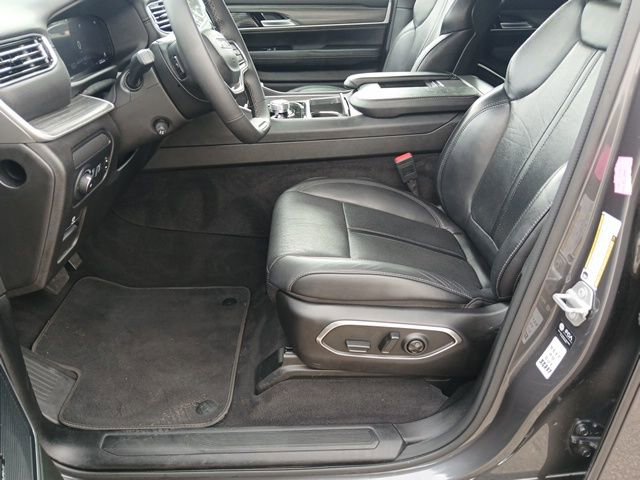 Used 2024 Jeep Wagoneer Series III image 36