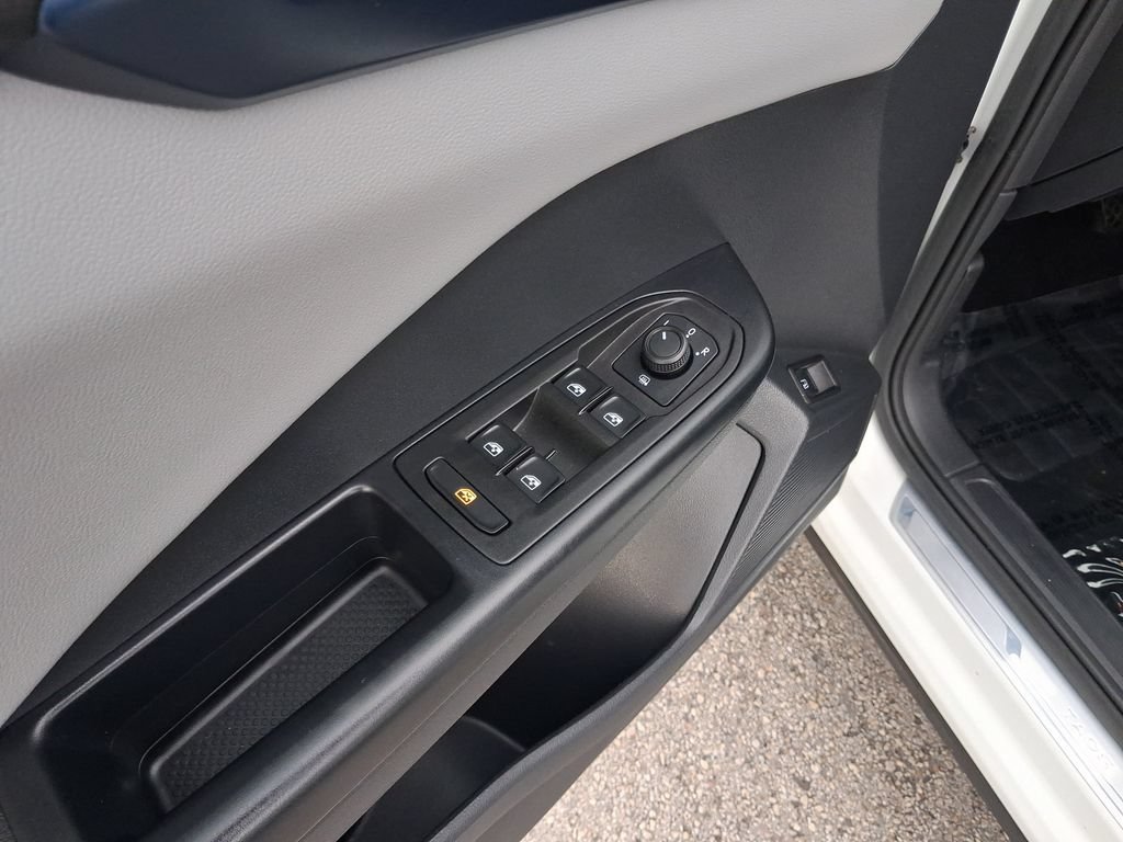 Certified 2023 Volkswagen Taos SE FWD image 21