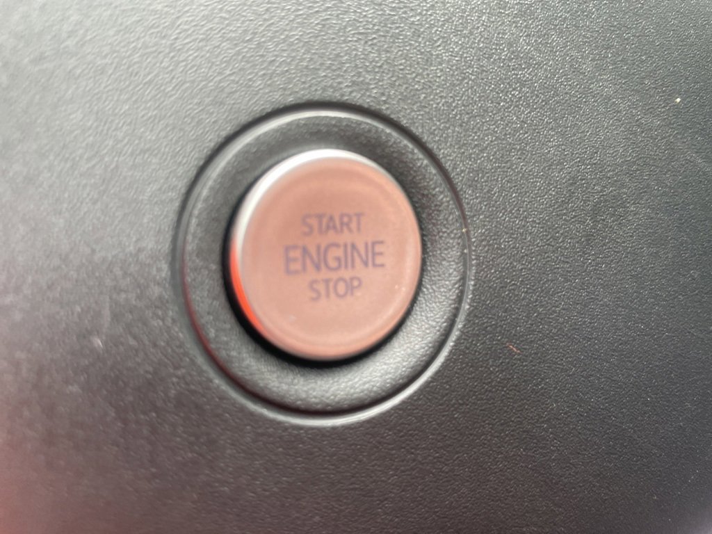 Used 2021 Volkswagen ID.4 Pro image 22