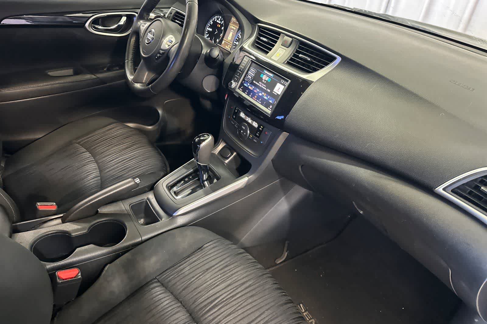 Used 2019 Nissan Sentra SV FWD image 17