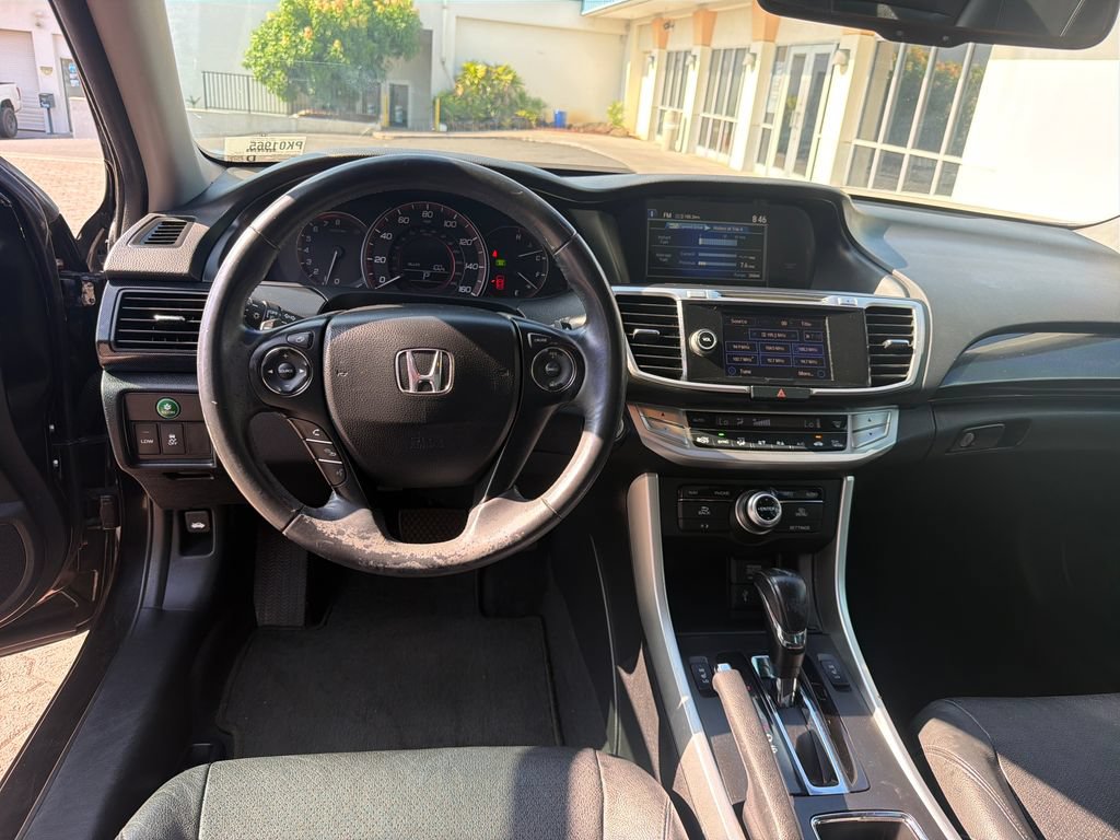 Used 2015 Honda Accord EX-L image 11