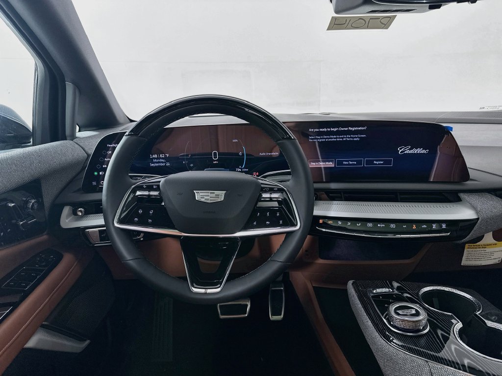 New 2027 Cadillac Optiq Premium Luxury w/ LPO, Floor Liner Package AWD/4WD image 29