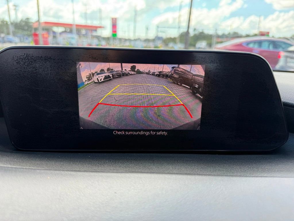 Used 2019 MAZDA MAZDA3 Hatchback w/ Premium Package image 16