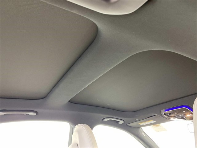 Used 2025 Mercedes-Benz C 300 4MATIC Sedan image 13