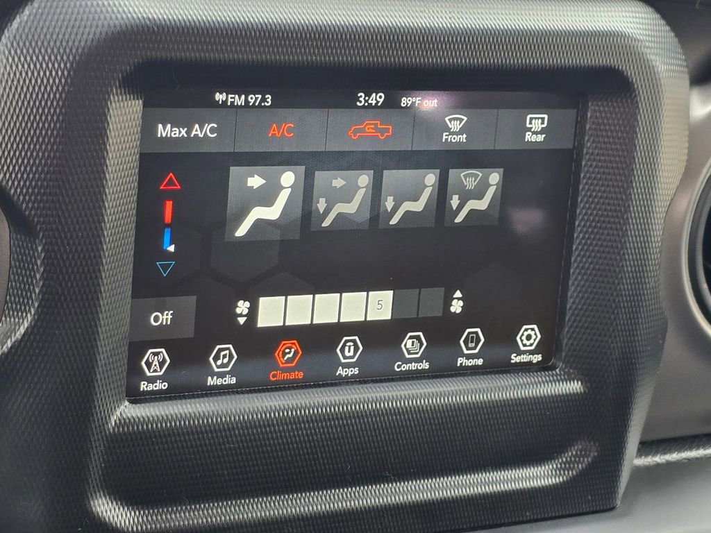 Used 2023 Jeep Gladiator Sport image 40