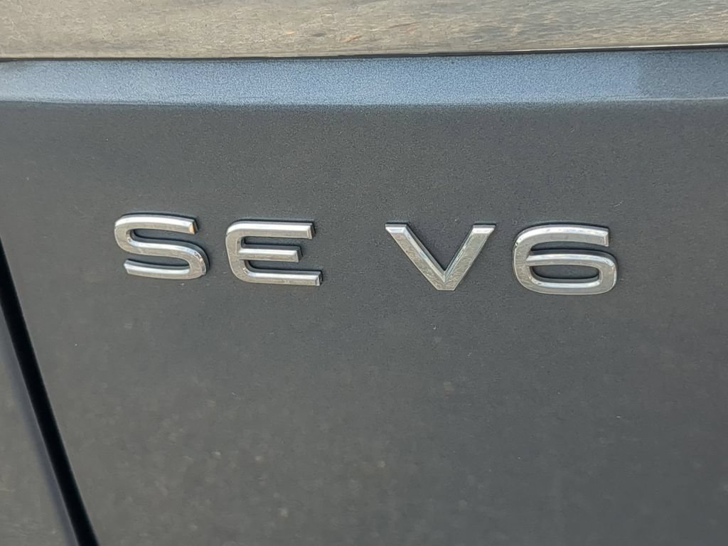 Used 2021 Volkswagen Atlas SE w/ Towing Package FWD image 11