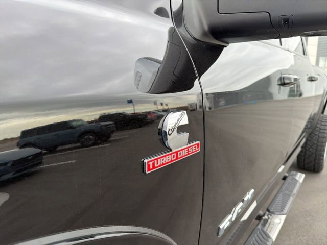 Used 2024 RAM 3500 Laramie AWD/4WD image 13