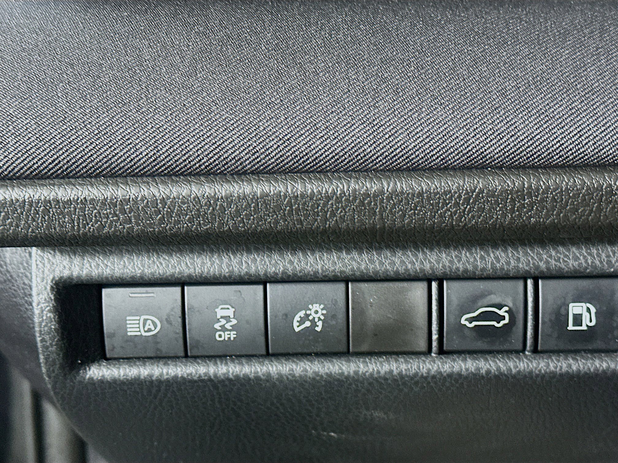 Used 2026 Toyota Camry LE image 16