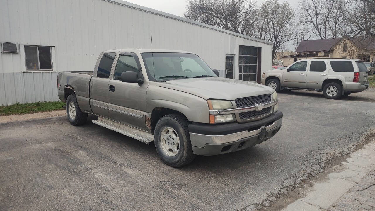 Used 2003 Chevrolet Silverado 1500 LS w/ Off-Road Package AWD/4WD image 2