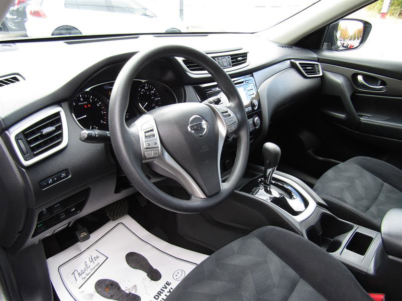 Used 2016 Nissan Rogue S image 13