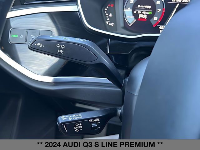 Used 2024 Audi Q3 2.0T Premium image 29