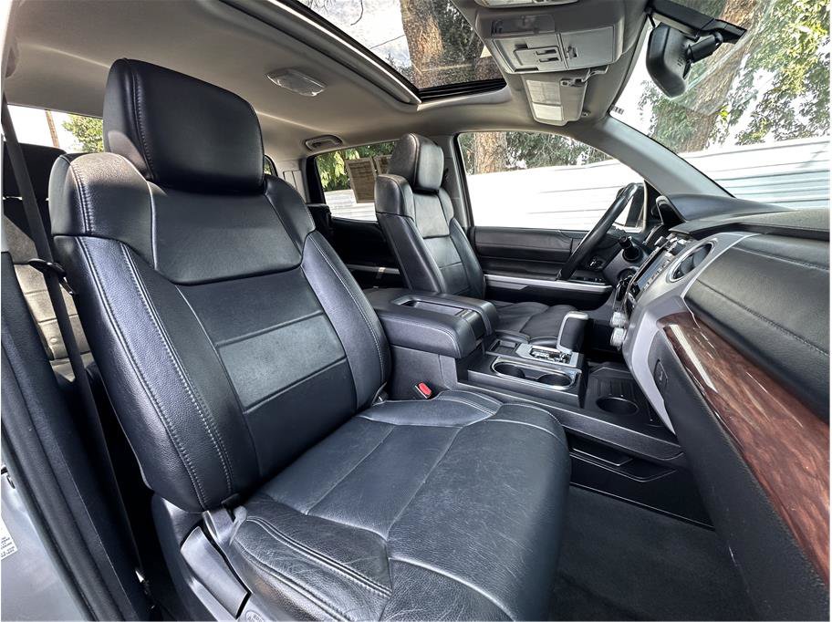 Used 2014 Toyota Tundra Limited w/ Limited Premium Package AWD/4WD image 4
