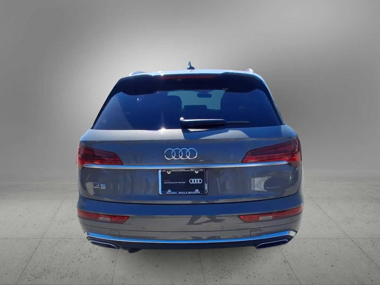 Used 2023 Audi Q5 2.0T Premium w/ Convenience Package image 7