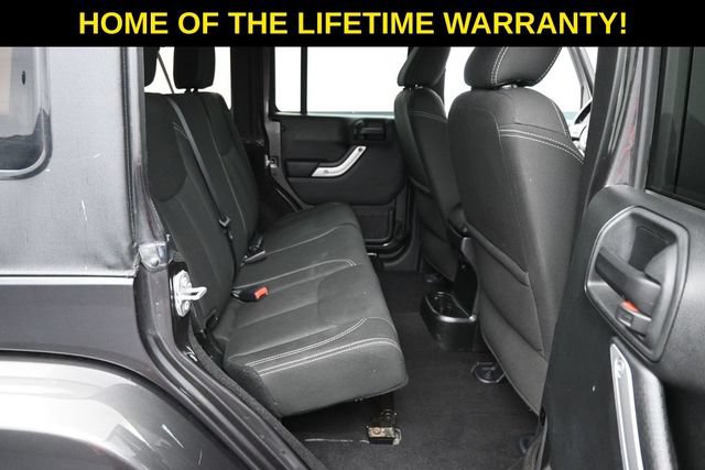 Used 2017 Jeep Wrangler Unlimited Sahara w/ Max Tow Package AWD/4WD image 38