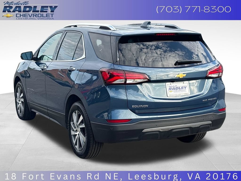 Used 2024 Chevrolet Equinox Premier w/ LPO, Floor Liner Package AWD/4WD image 3