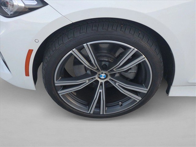 Used 2024 BMW 330i Sedan w/ Convenience Package RWD image 25