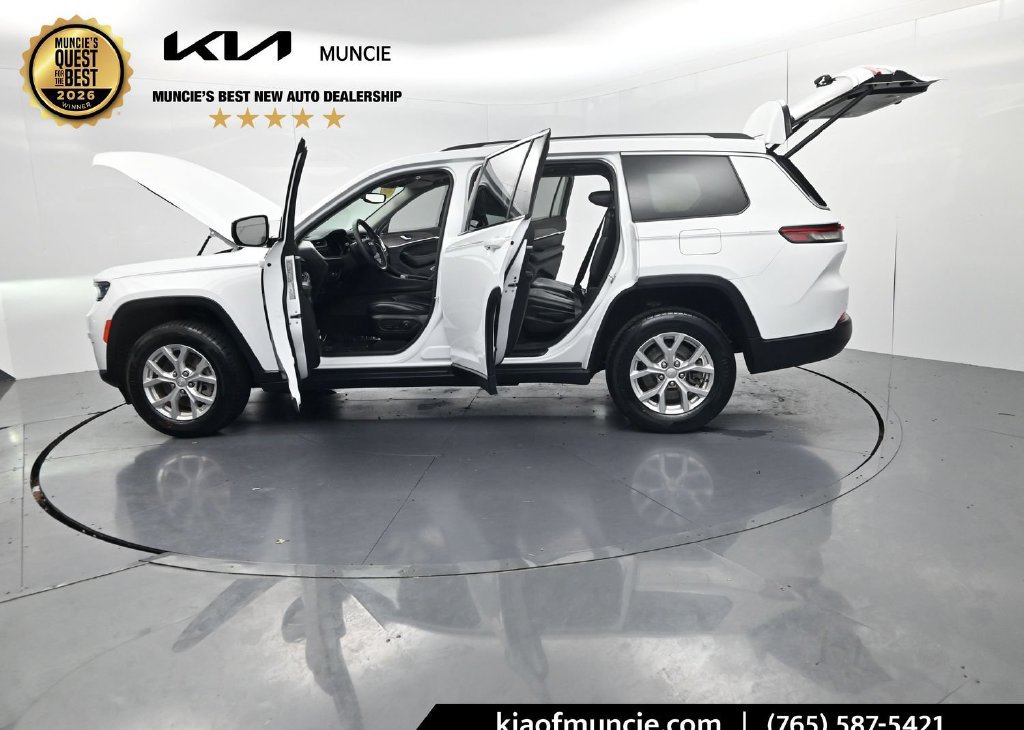 Used 2023 Jeep Grand Cherokee L Limited AWD/4WD image 69