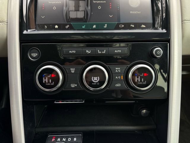 Used 2017 Land Rover Discovery HSE Luxury image 23