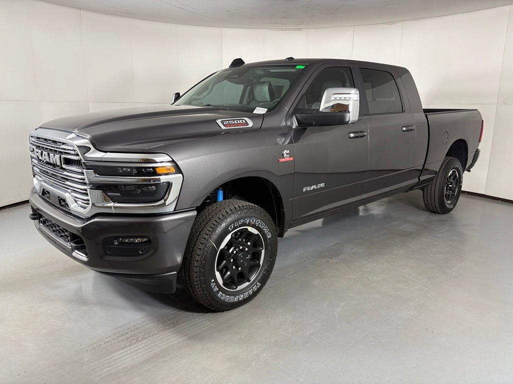 New 2026 RAM 2500 Laramie AWD/4WD image 4