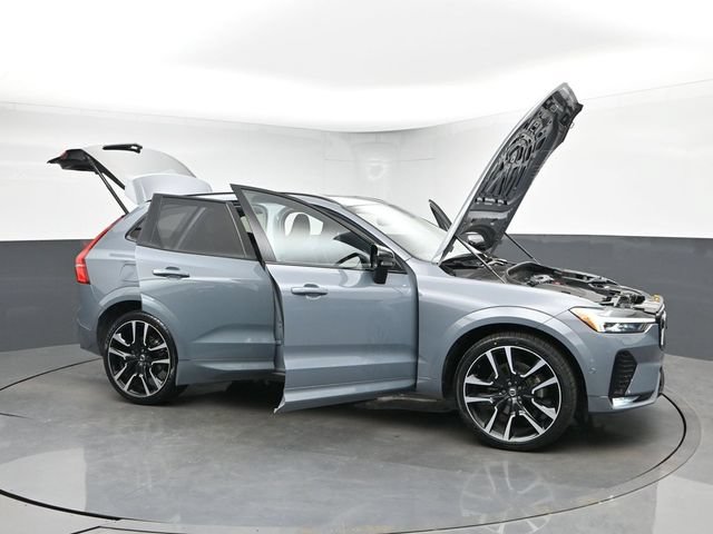 Used 2023 Volvo XC60 B5 Ultimate w/ Climate Package FWD image 55