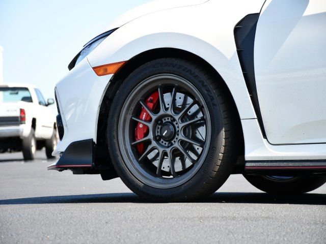 Used 2018 Honda Civic Type R image 12