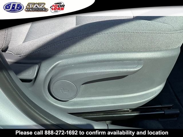 Used 2022 Hyundai Ioniq SE FWD image 14