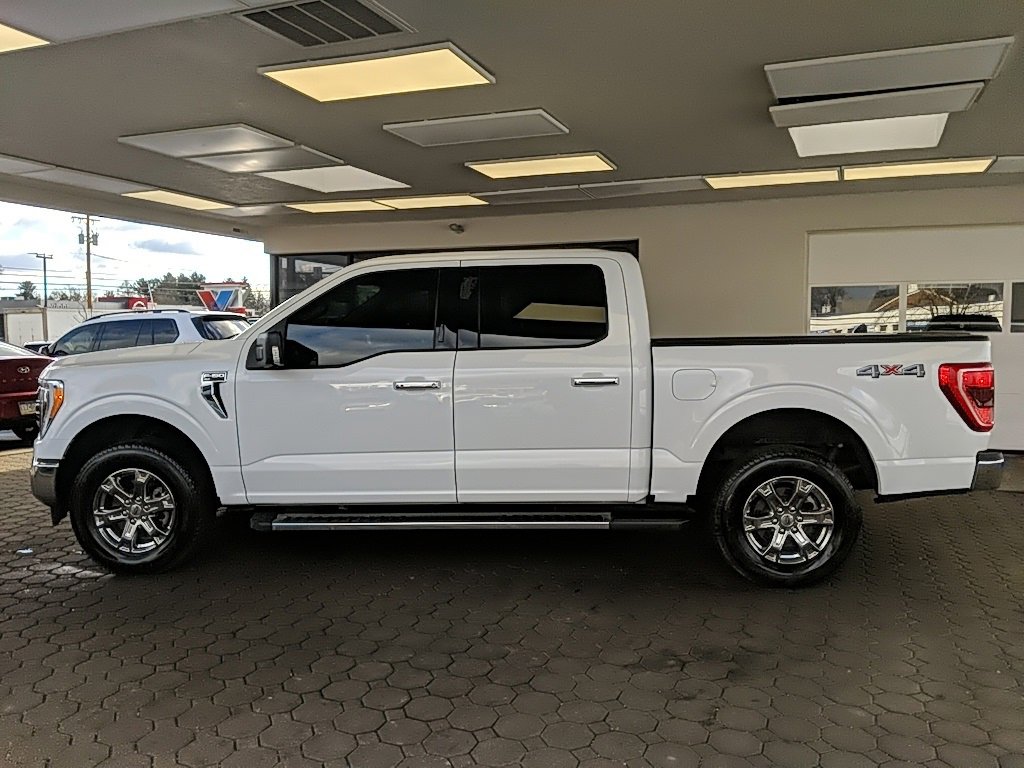 Certified 2023 Ford F150 XLT w/ Equipment Group 302A High image 8