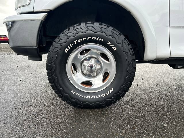 Used 1998 Ford F150 XLT image 25