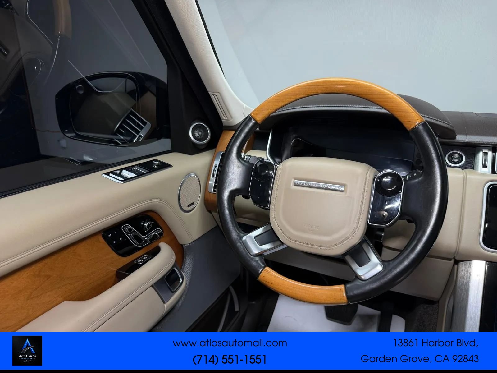 Used 2018 Land Rover Range Rover Supercharged AWD/4WD image 25
